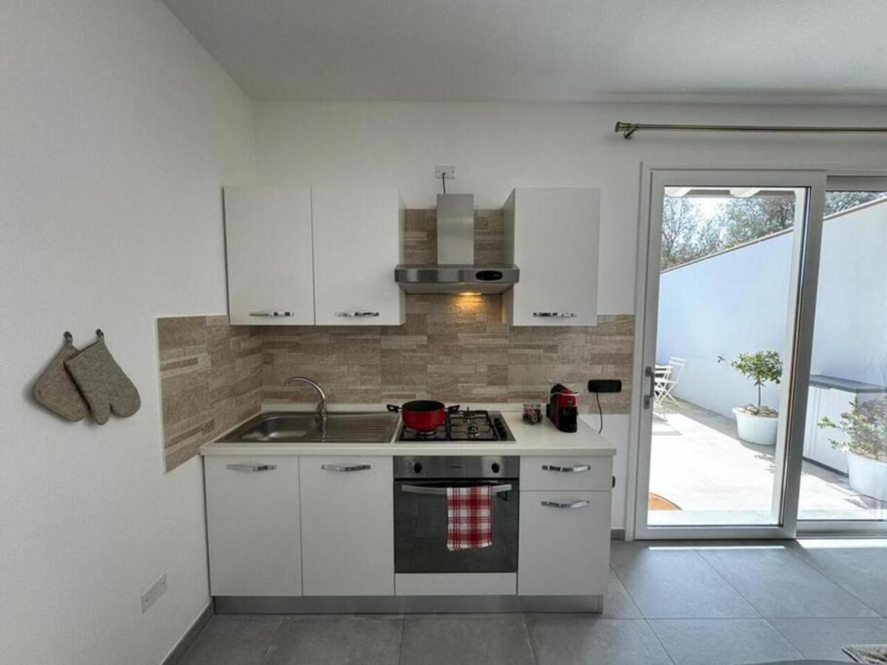 Moderno E Confortevole Appartamento, Wi-Fi E Parcheggio Gratuito Sanluri Exterior foto